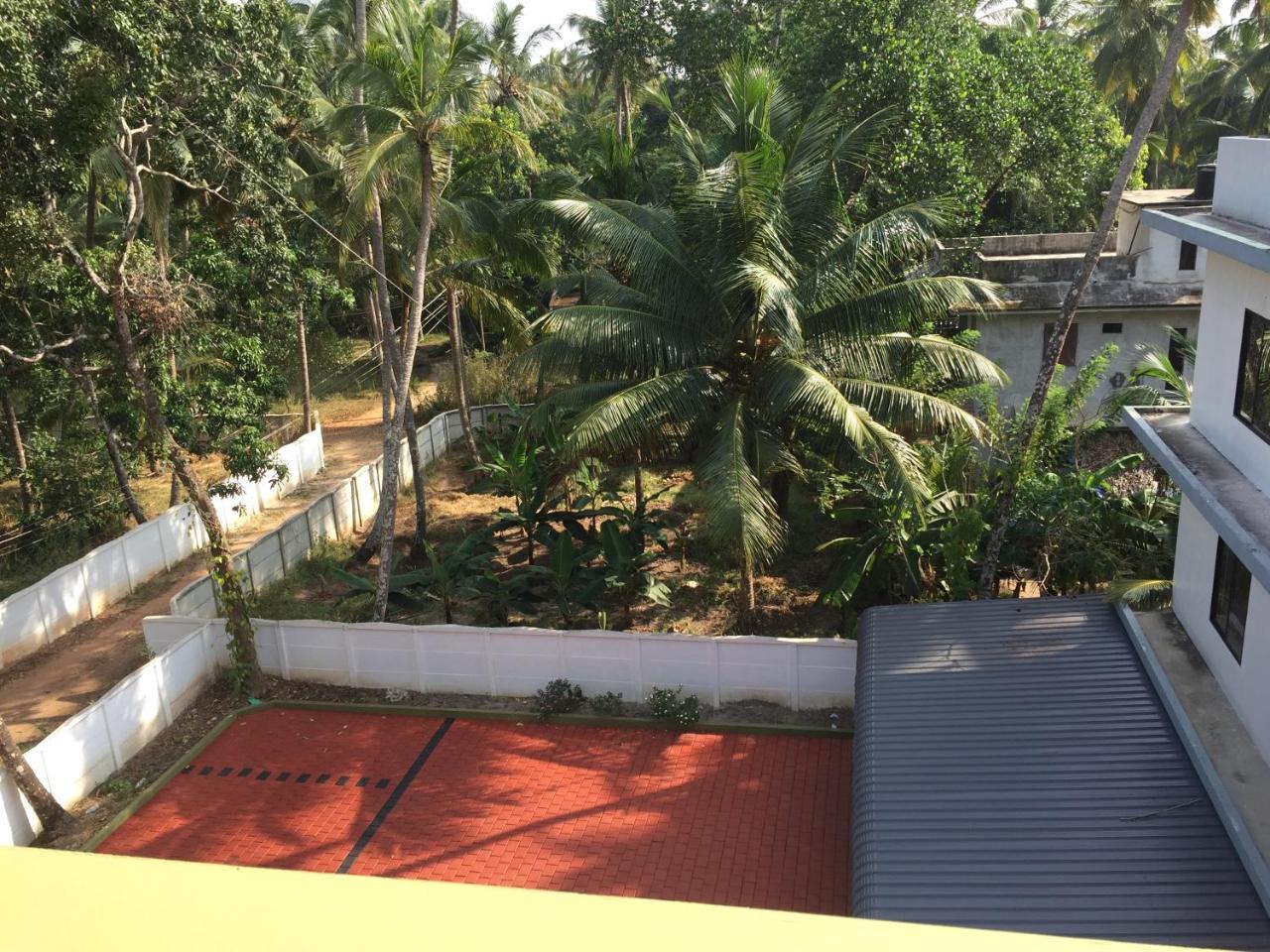 Airavatham Apartments Guruvāyūr Exteriör bild